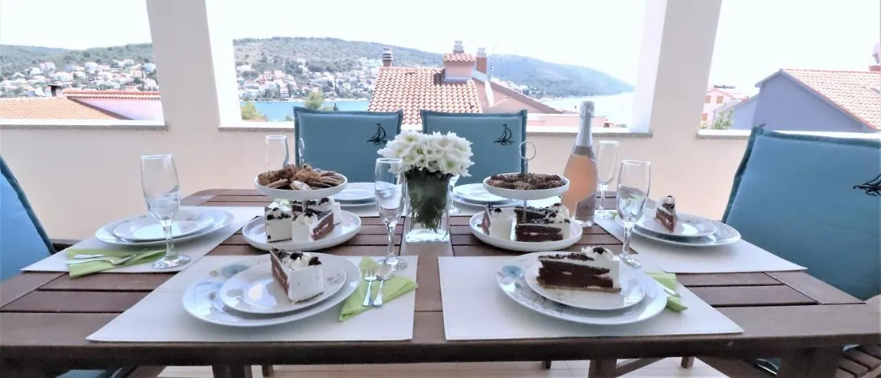 Villa Mendula Trogir - Luxury Villa By The Beach - Heated Pool - Organic Garden 0*,  Croatia