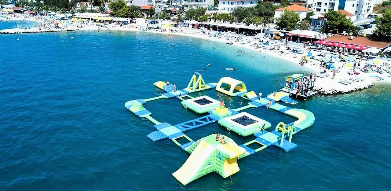 Villa Mendula Trogir - Luxury Villa By The Beach - Heated Pool - Organic Garden 0*,