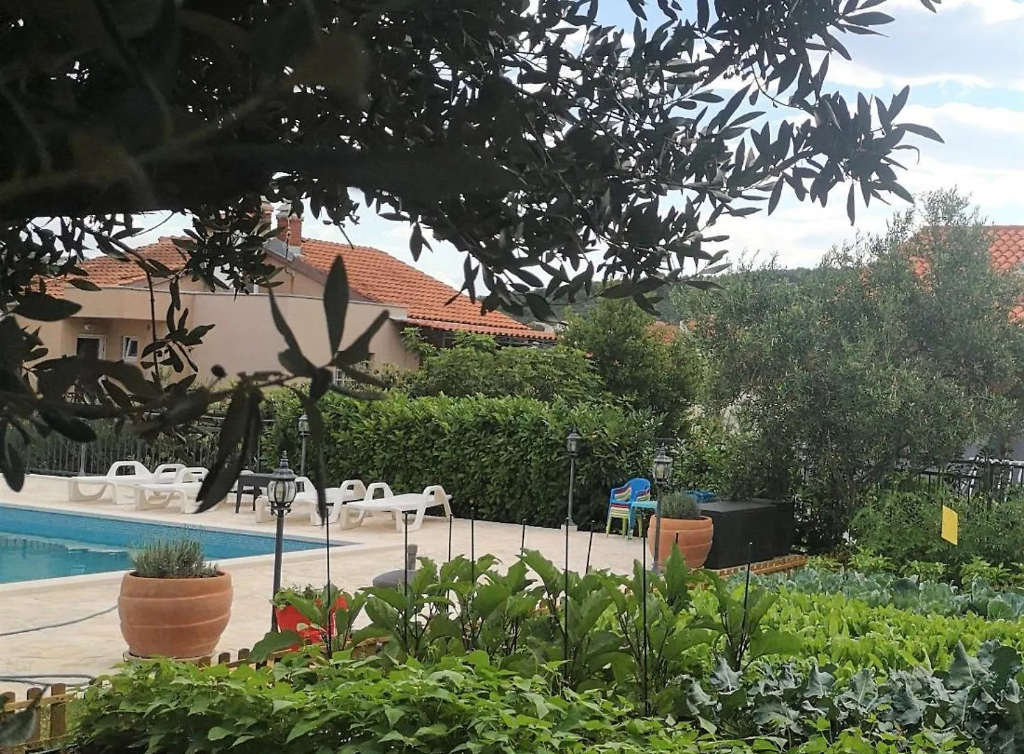 Villa Mendula Trogir - Luxury Villa By The Beach - Heated Pool - Organic Garden Croatia